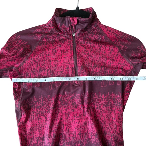 Nike Therma-Fit Pullover Women’s Size XS Quarter Zip Just Do It Print Red Black - Picture 8 of 8